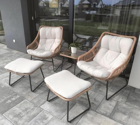 Technorattanowe meble na taras w stylu boho - 2 fotele z podnóżkami - Torgiano Duo - Brown