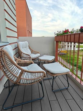 Technorattanowe meble na taras w stylu boho - 2 fotele z podnóżkami - Torgiano Duo - Brown