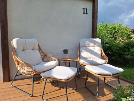 Technorattanowe meble na taras w stylu boho - 2 fotele z podnóżkami - Torgiano Duo - Brown