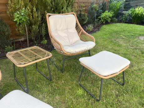 Technorattanowe meble na taras w stylu boho - 2 fotele z podnóżkami - Torgiano Duo - Brown