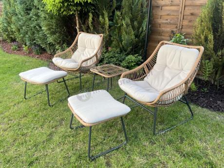 Technorattanowe meble na taras w stylu boho - 2 fotele z podnóżkami - Torgiano Duo - Brown