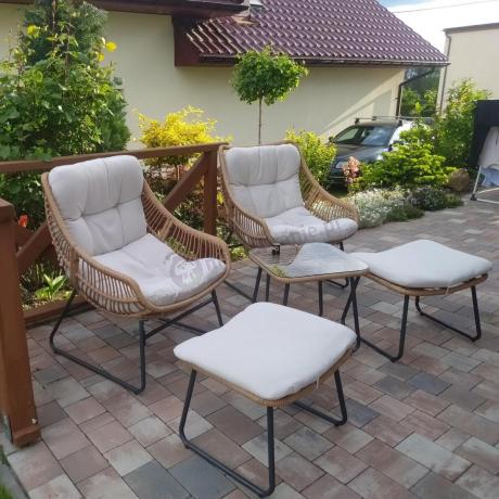 Technorattanowe meble na taras w stylu boho - 2 fotele z podnóżkami - Torgiano Duo - Brown