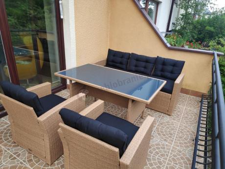 Technorattanowy beżowy zestaw mebli z fotelami