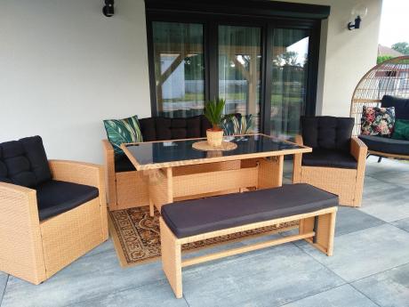 Technorattanowy beżowy zestaw mebli z fotelami