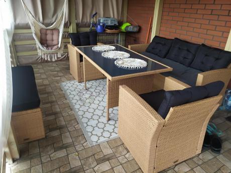 Technorattanowy beżowy zestaw mebli z fotelami