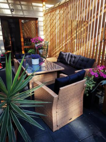 Technorattanowy beżowy zestaw mebli z fotelami