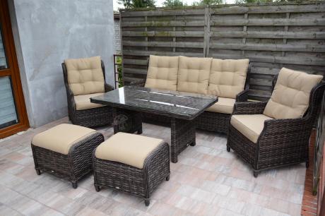 Technorattanowy komplet mebli ogrodowych z sofą, 2 fotelami i 2 pufami - Fiorento Brown