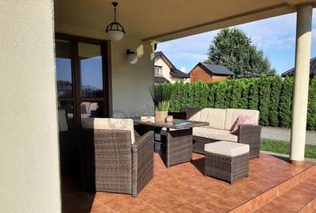 Technorattanowy komplet mebli z wysokim stołem, sofą 186cm, fotelami i pufami Cofete Dining – Brown
