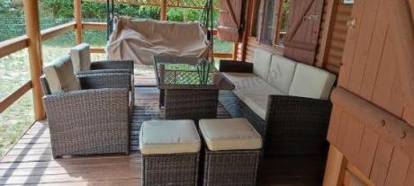 Technorattanowy komplet mebli z wysokim stołem, sofą 186cm, fotelami i pufami Cofete Dining – Brown