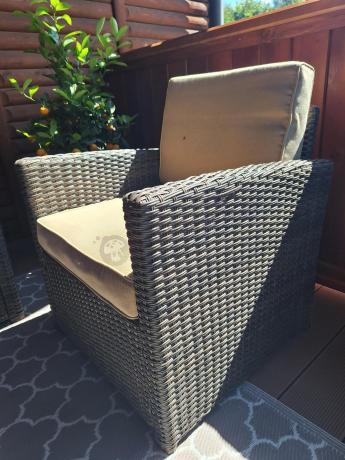 Technorattanowy komplet mebli z wysokim stołem, sofą 186cm, fotelami i pufami Cofete Dining – Brown