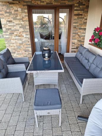 Technorattanowy komplet ogrodowy z sofą 175cm i wysokim stołem Perata Dining Grey