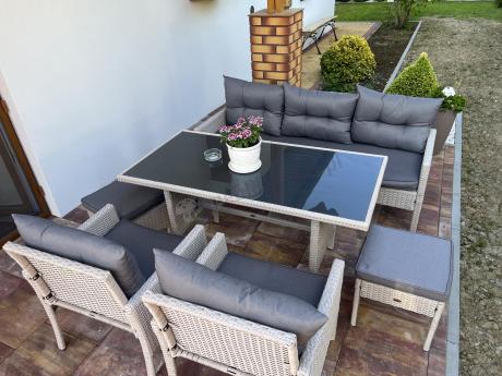 Technorattanowy komplet ogrodowy z sofą 175cm i wysokim stołem Perata Dining Grey