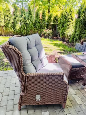 Technorattanowy narożnik 195x251cm z fotelem z regulowanym oparciem Laritto Brown