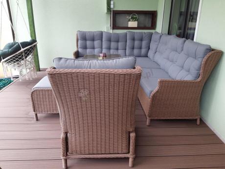 Technorattanowy narożnik 195x251cm z fotelem z regulowanym oparciem Laritto Brown