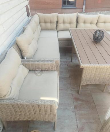 Technorattanowy narożnik na nóżkach Perata Corner Natural + 2 fotele Polywood