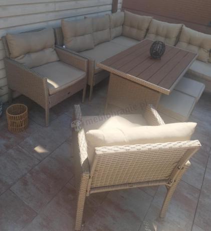 Technorattanowy narożnik na nóżkach Perata Corner Natural + 2 fotele Polywood