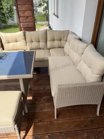 narożnik ogrodowy z wysokim stołem