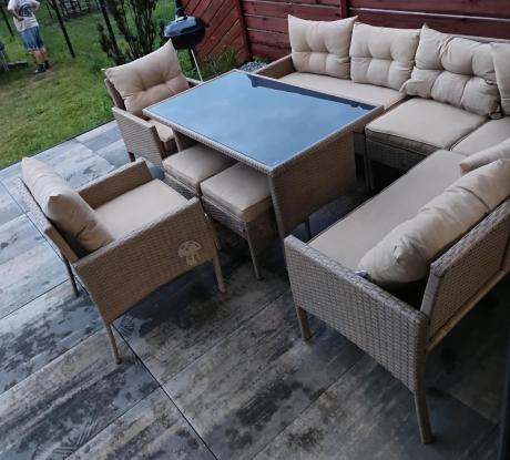 Technorattanowy narożnik z wysokim stołem, fotelami i pufami Perata Corner Plus – Natural