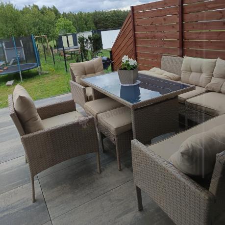 Technorattanowy narożnik z wysokim stołem, fotelami i pufami Perata Corner Plus – Natural