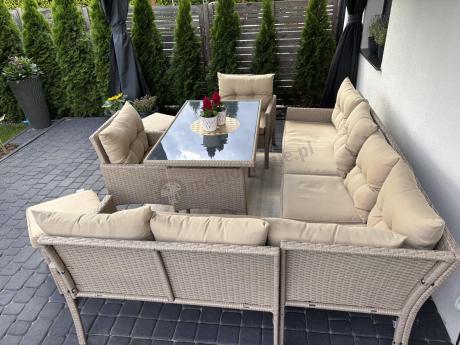 Technorattanowy narożnik z wysokim stołem, fotelami i pufami Perata Corner Plus – Natural