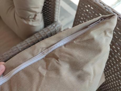 Technorattanowy narożnik z wysokim stołem, fotelami i pufami Perata Corner Plus – Natural