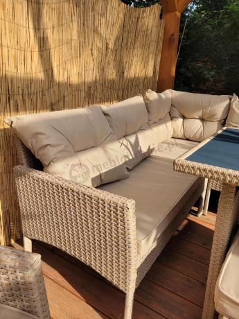 Technorattanowy narożnik z wysokim stołem, fotelami i pufami Perata Corner Plus – Natural