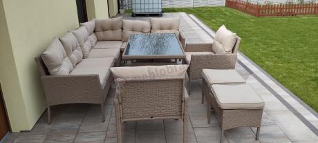 Technorattanowy narożnik z wysokim stołem, fotelami i pufami Perata Corner Plus – Natural