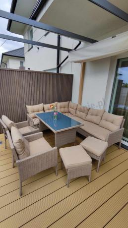 Technorattanowy narożnik z wysokim stołem, fotelami i pufami Perata Corner Plus – Natural