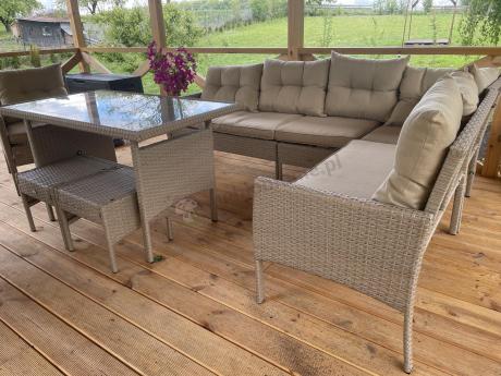 Technorattanowy narożnik z wysokim stołem, fotelami i pufami Perata Corner Plus – Natural