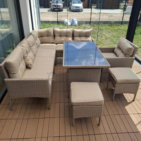 Technorattanowy narożnik z wysokim stołem, fotelem i pufami Perata Corner – Natural