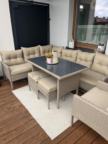 Technorattanowy narożnik z wysokim stołem, fotelem i pufami Perata Corner – Natural