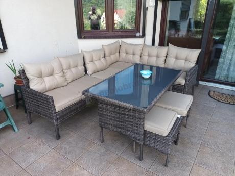 Technorattanowy narożnik ze stołem obiadowym pufami i fotelem Perata Corner Brown