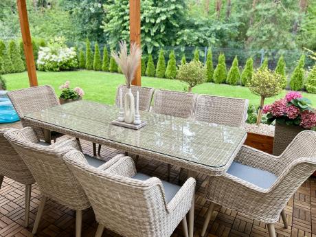 Technorattanowy zestaw ogrodowy ze stołem i 8 fotelami Tonitto Dining - Creme