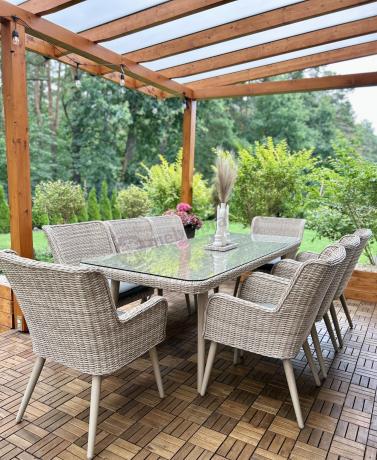 Technorattanowy zestaw ogrodowy ze stołem i 8 fotelami Tonitto Dining - Creme