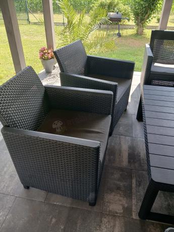 Zestaw dla 10 osób z narożnikiem Nedler VII, stołem podnoszonym i 3 fotelami - grafit