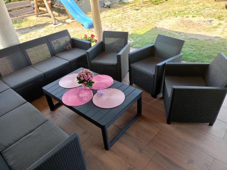 Zestaw dla 10 osób z narożnikiem Nedler VII, stołem podnoszonym i 3 fotelami - grafit