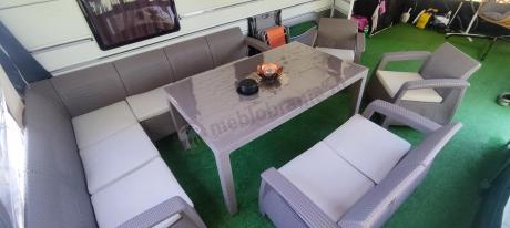 Zestaw dla 10 osób z narożnikiem, stołem obiadowym i trzema fotelami Rellme VII - cappuccino