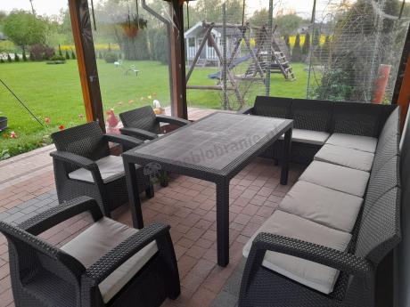 Zestaw dla 10 osób z narożnikiem, stołem obiadowym i trzema fotelami Rellme VII brązowy