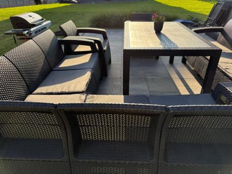 Zestaw dla 10 osób z narożnikiem, stołem obiadowym i trzema fotelami Rellme VII grafitowy