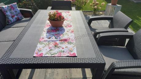 Zestaw dla 10 osób z narożnikiem, stołem obiadowym i trzema fotelami Rellme VII grafitowy