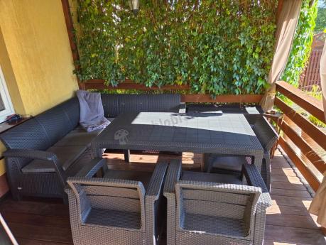 Zestaw dla 10 osób z narożnikiem, stołem obiadowym i trzema fotelami Rellme VII grafitowy