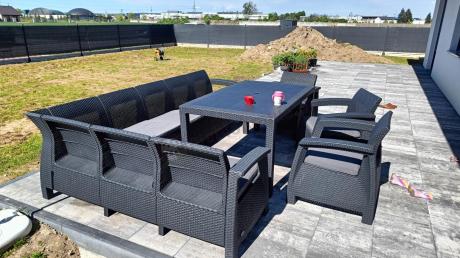 Zestaw dla 10 osób z narożnikiem, stołem obiadowym i trzema fotelami Rellme VII grafitowy