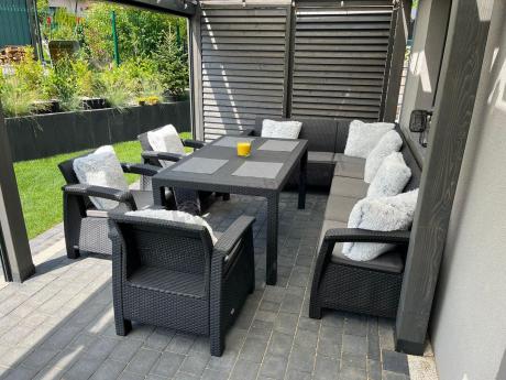 Zestaw dla 10 osób z narożnikiem, stołem obiadowym i trzema fotelami Rellme VII grafitowy