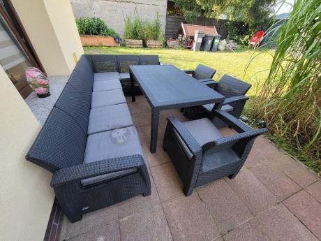 Zestaw dla 10 osób z narożnikiem, stołem obiadowym i trzema fotelami Rellme VII grafitowy