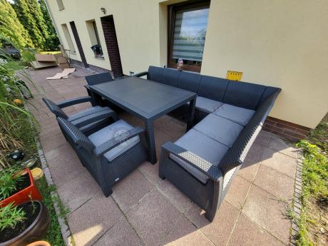 Zestaw dla 10 osób z narożnikiem, stołem obiadowym i trzema fotelami Rellme VII grafitowy