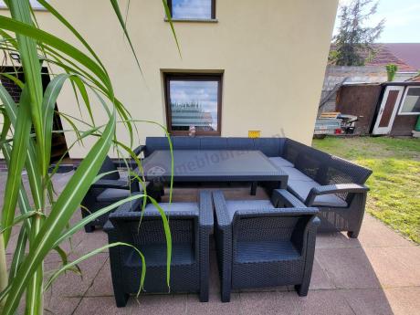 Zestaw dla 10 osób z narożnikiem, stołem obiadowym i trzema fotelami Rellme VII grafitowy