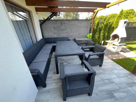 Zestaw dla 10 osób z narożnikiem, stołem obiadowym i trzema fotelami Rellme VII grafitowy