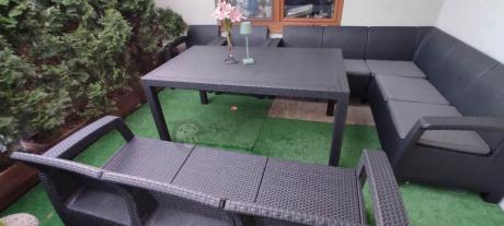 Zestaw dla 10 osób z narożnikiem, stołem obiadowym i trzema fotelami Rellme VII grafitowy