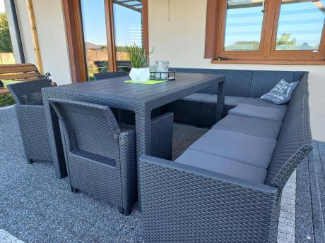 Zestaw dla 11 osób z narożnikiem Nedler VIII, trzema fotelami i stołem obiadowym - grafit