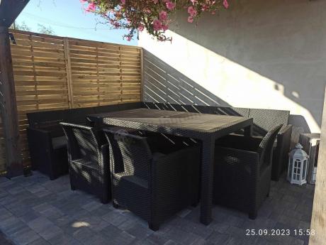 Zestaw dla 11 osób z narożnikiem Nedler VIII, trzema fotelami i stołem obiadowym - grafit